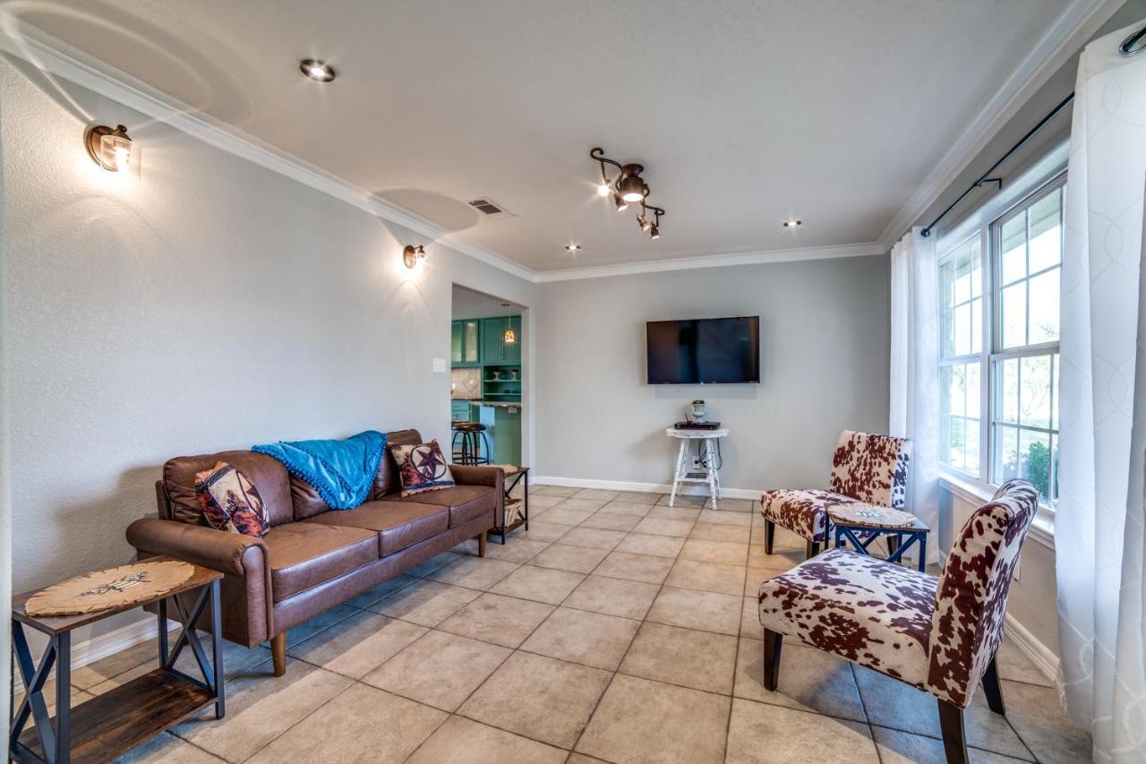 ג'ונסון סיטי 5 Bdrm Home On 2 Acres Mins To Wineries Private Heated Pool And Hot Tub מראה חיצוני תמונה