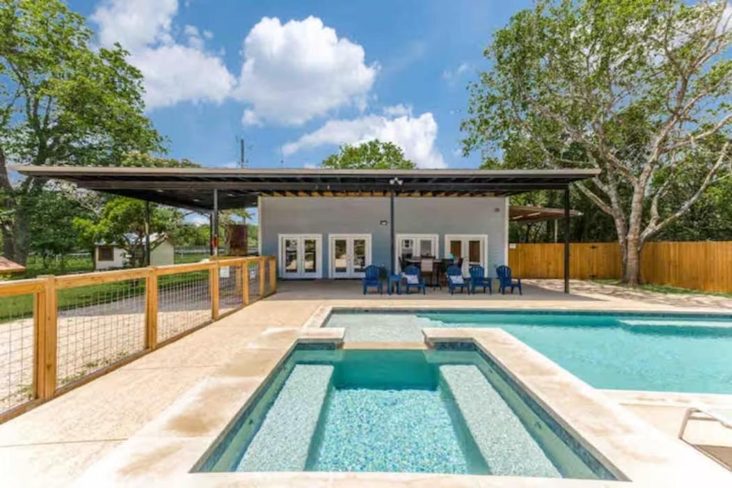ג'ונסון סיטי 5 Bdrm Home On 2 Acres Mins To Wineries Private Heated Pool And Hot Tub מראה חיצוני תמונה